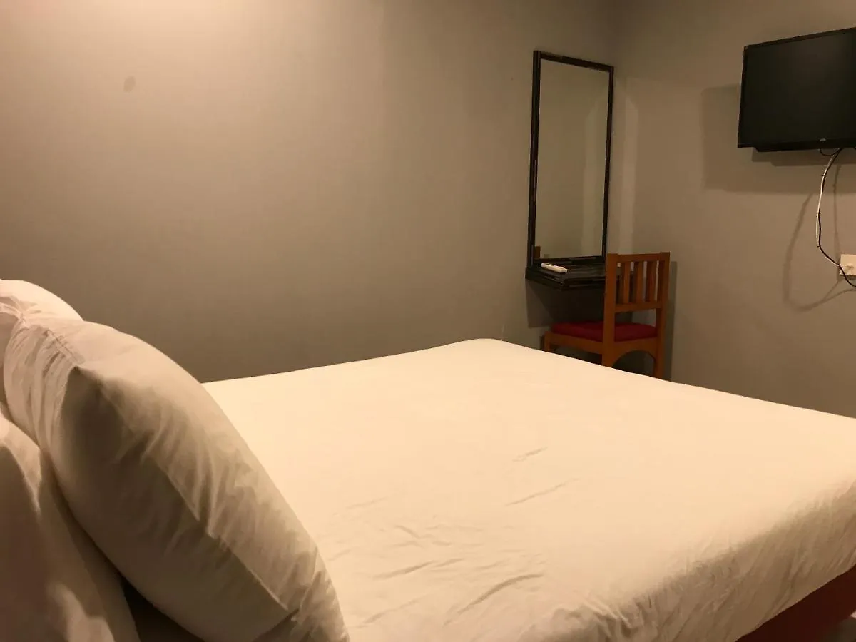 Oyo 90487 K Threegod Hotel Johor Bahru 2*,