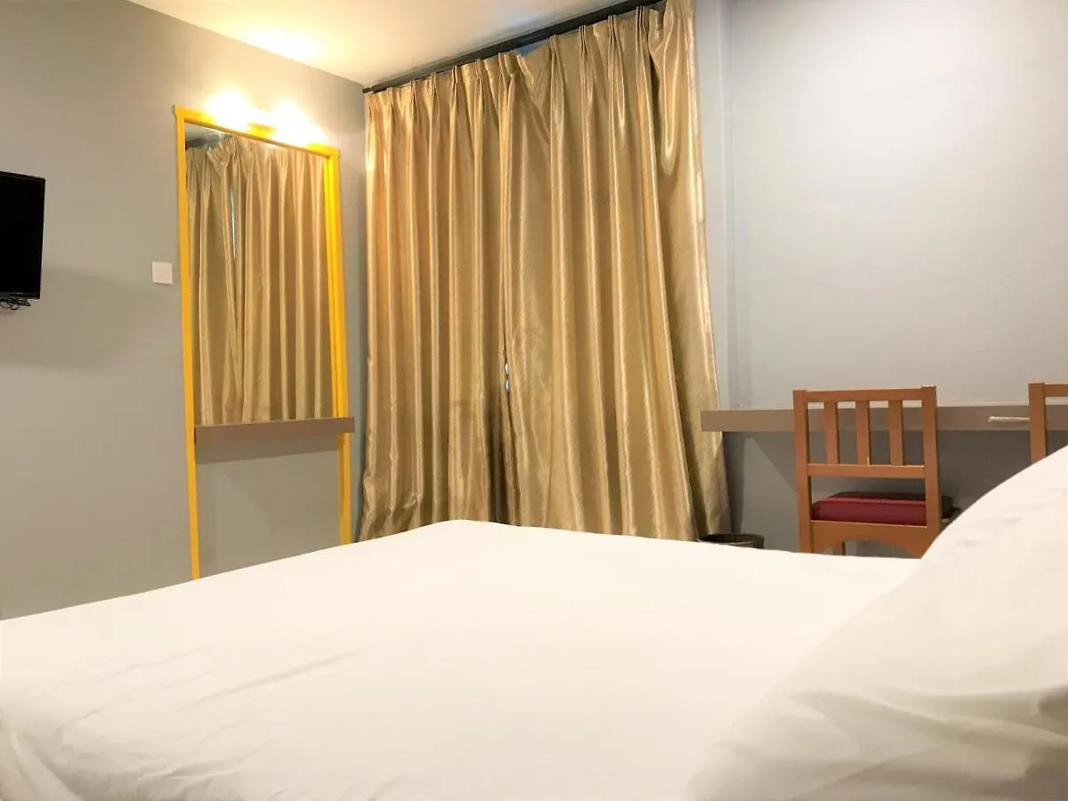 Oyo 90487 K Threegod Hotel Johor Bahru