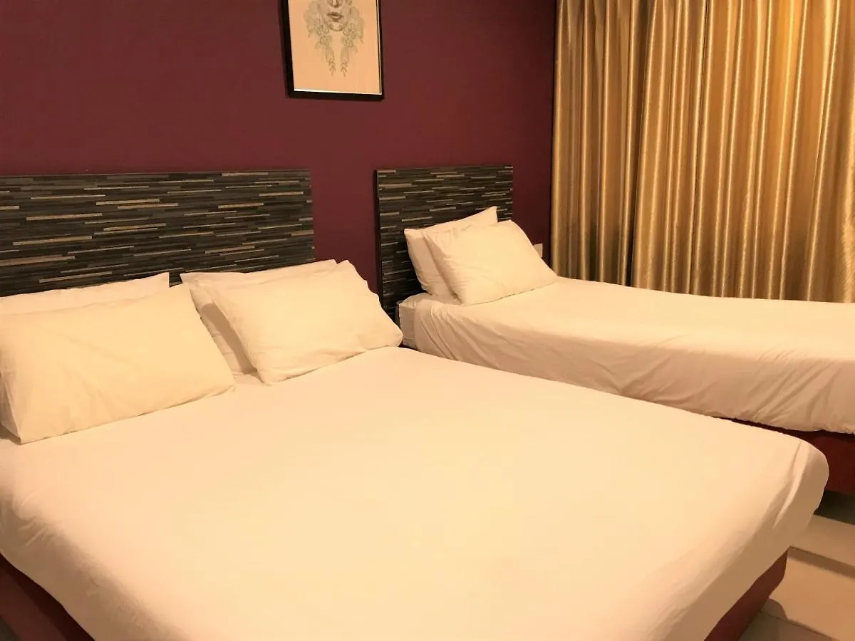 Oyo 90487 K Threegod Hotel Johor Bahru