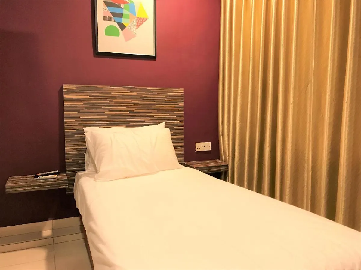 Oyo 90487 K Threegod Hotel Johor Bahru Malaysia