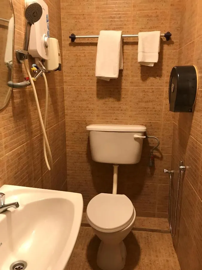 Oyo 90487 K Threegod Hotel Johor Bahru