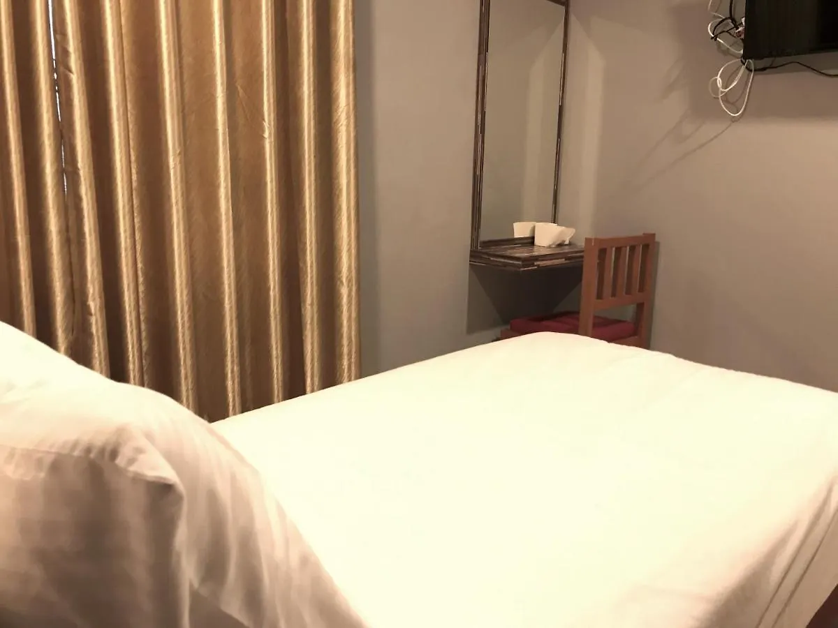 Oyo 90487 K Threegod Hotel Johor Bahru